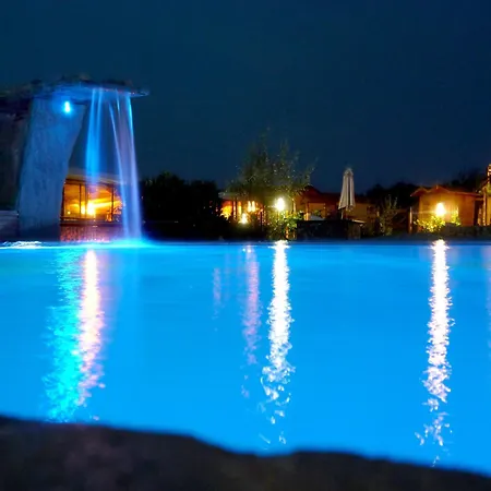 Fattoria Delle Vignole * Sommariva Perno